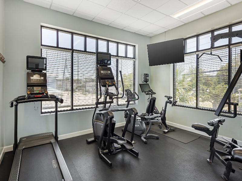 Best Western Plus Holiday Sands Inn & Suites image