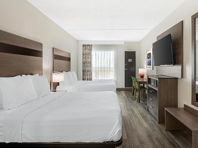 Best Western Plus Holiday Sands Inn & Suites image