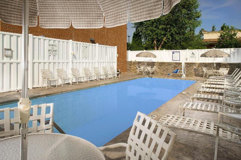 Holiday Inn Express and Suites Charlottesville PIS