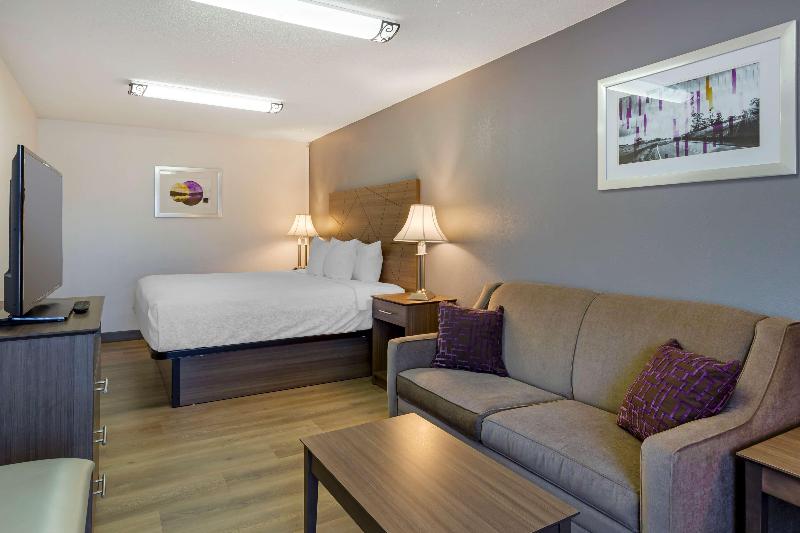 Best Western Plus South Hill Inn image