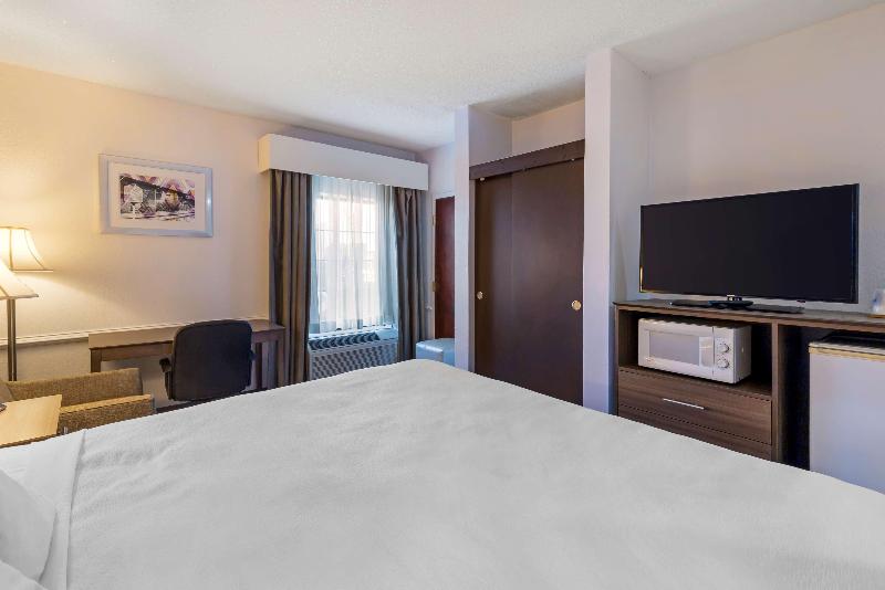 Best Western Plus South Hill Inn image