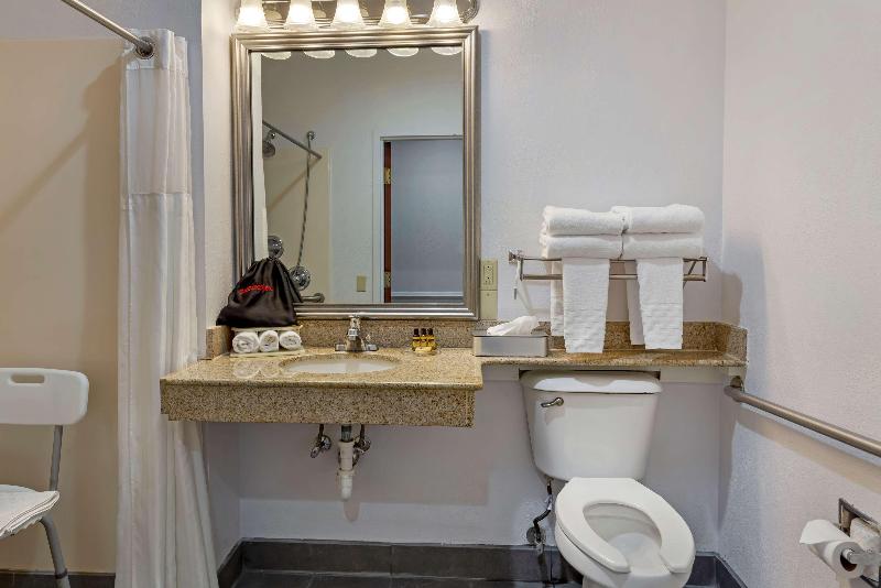 Best Western Plus South Hill Inn image
