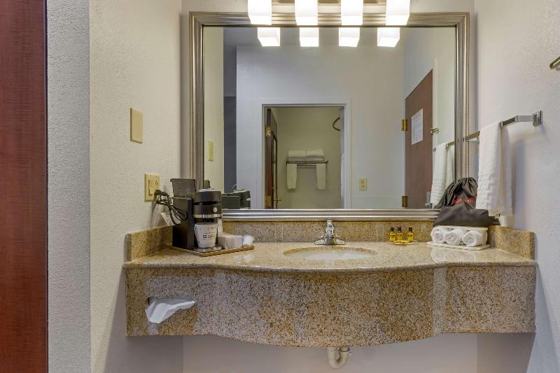 Best Western Plus South Hill Inn image