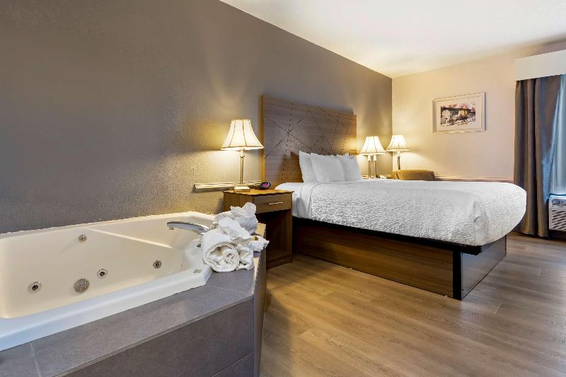 Best Western Plus South Hill Inn image