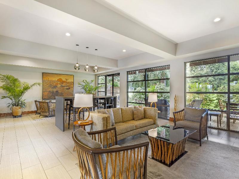 Best Western Plus Plaza by the Green image