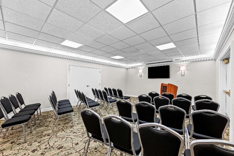 Bw Premier Plaza Hotel & Conference Center image