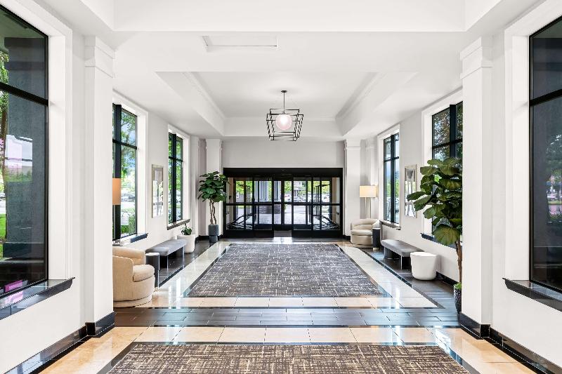 Bw Premier Plaza Hotel & Conference Center image