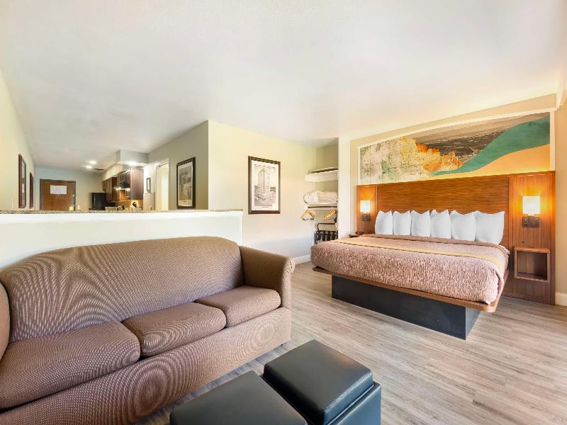 Best Western Plus Ahtanum Inn image