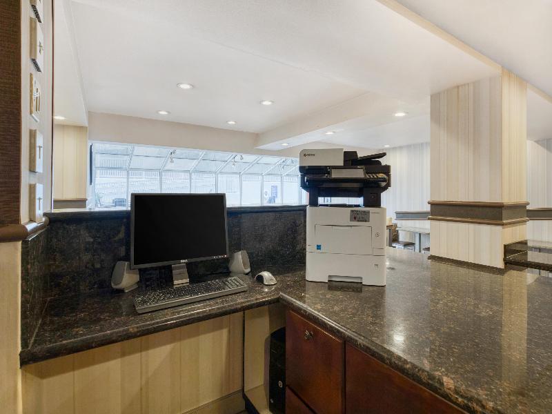 Best Western Alderwood image