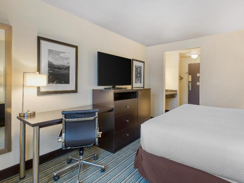 Best Western Alderwood image
