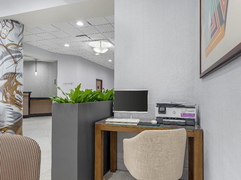 Best Western Plus Downtown Tacoma image