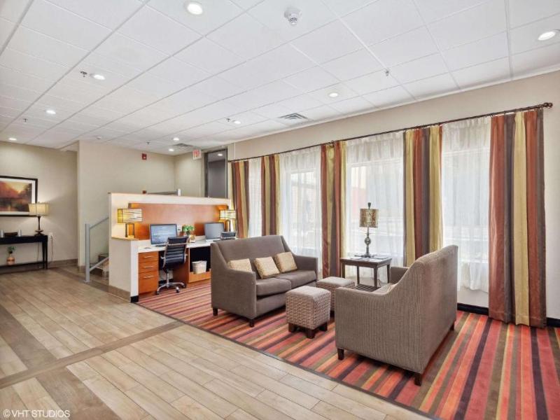 Quality Inn & Suites Morgantown - University Area image