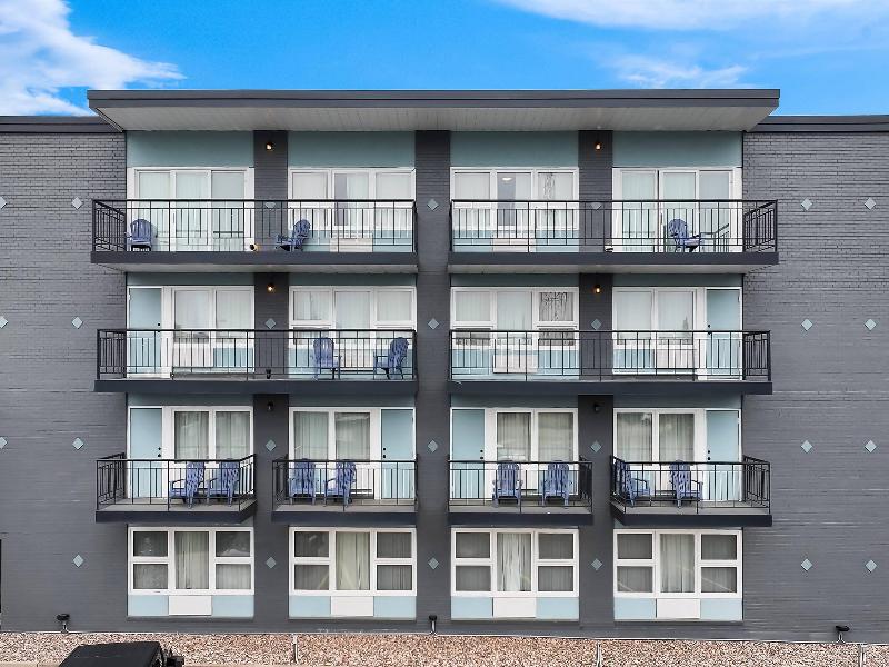Clarion Pointe Rhinelander Downtown image