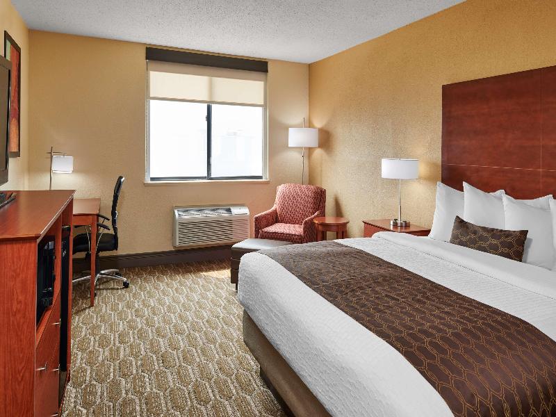 Bw Plus Milwaukee Airport & Conference Center image