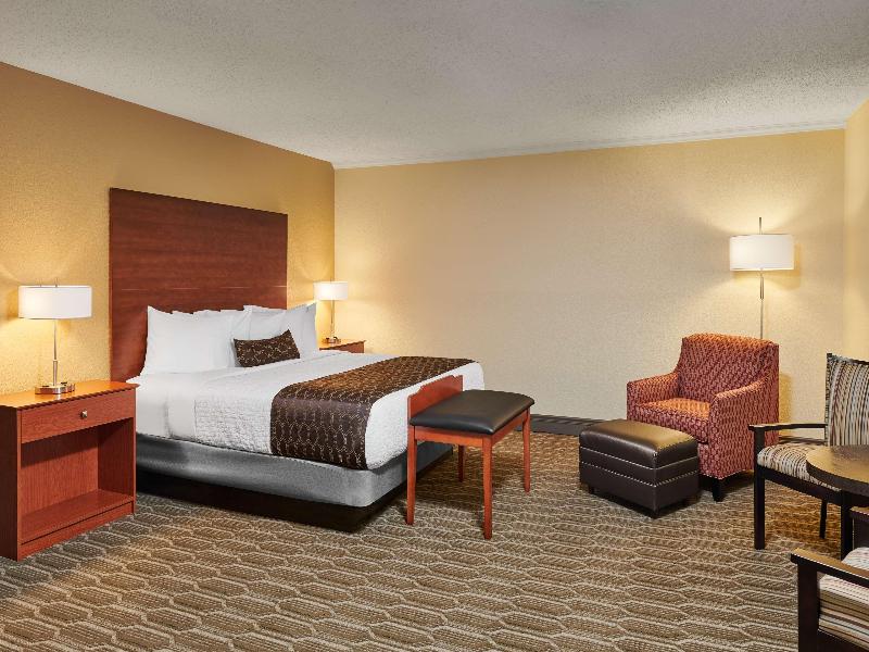 Bw Plus Milwaukee Airport & Conference Center image