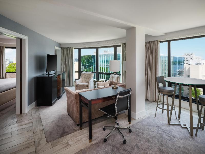 Best Western Premier Park Hotel image