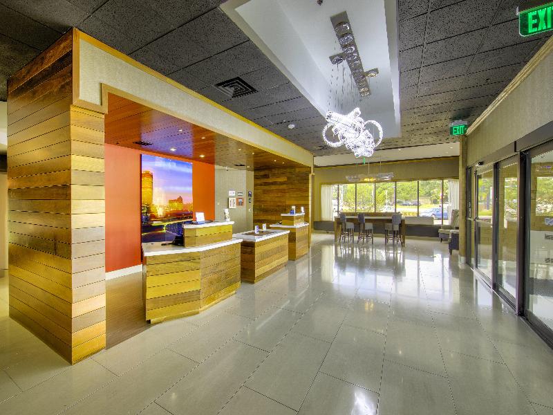 Holiday Inn Milwaukee - Brookfield