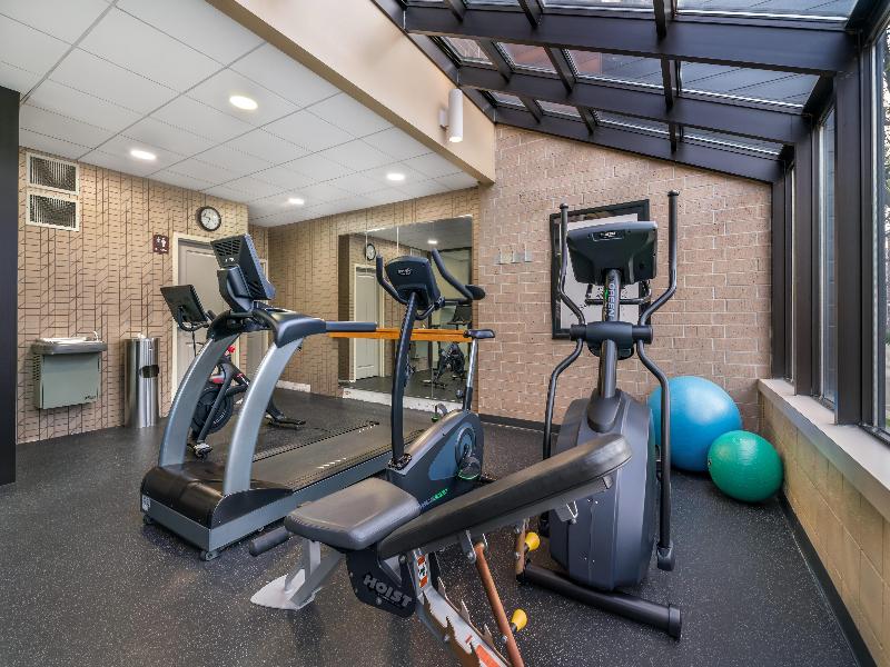 Best Western Plus Inntowner Madison image