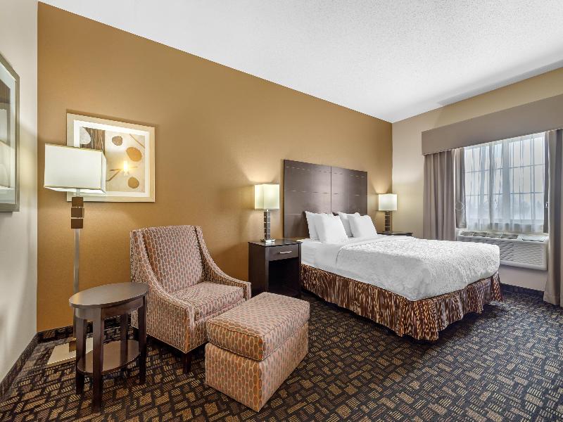 Bw Plover-Stevens Point Hotel & Conference Ctr image