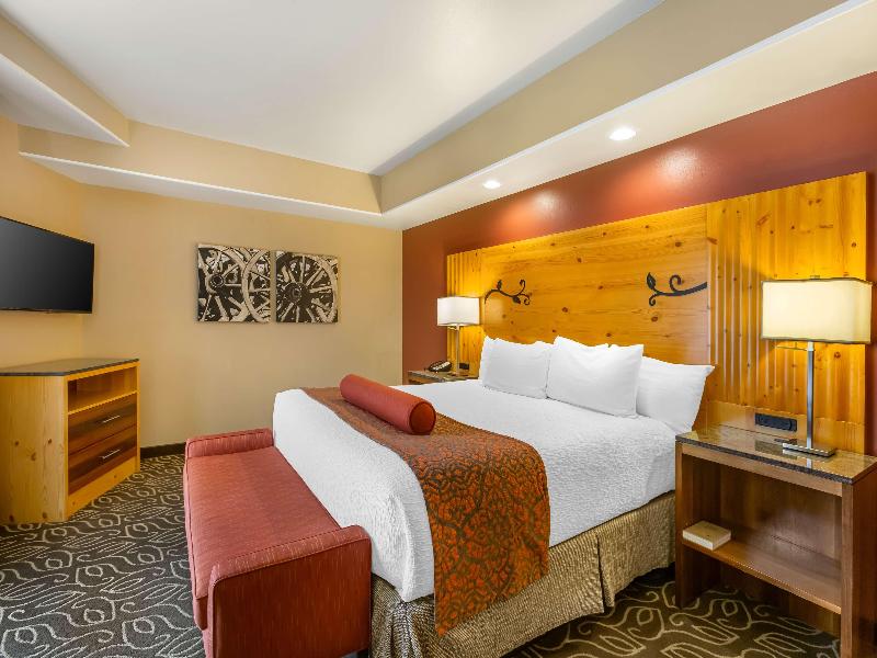 Best Western Premier Ivy Inn & Suites image