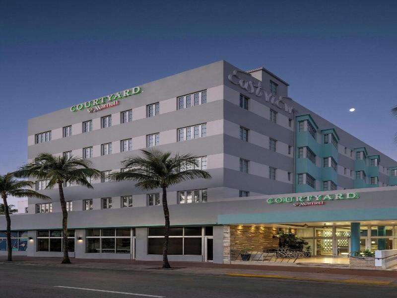 Courtyard Miami Beach South Beach image