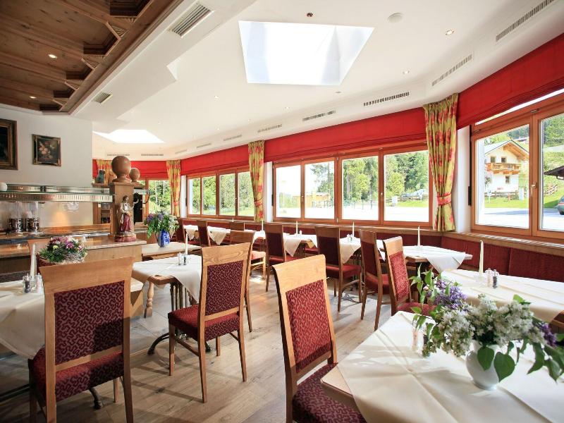 Gasthof Skirast image