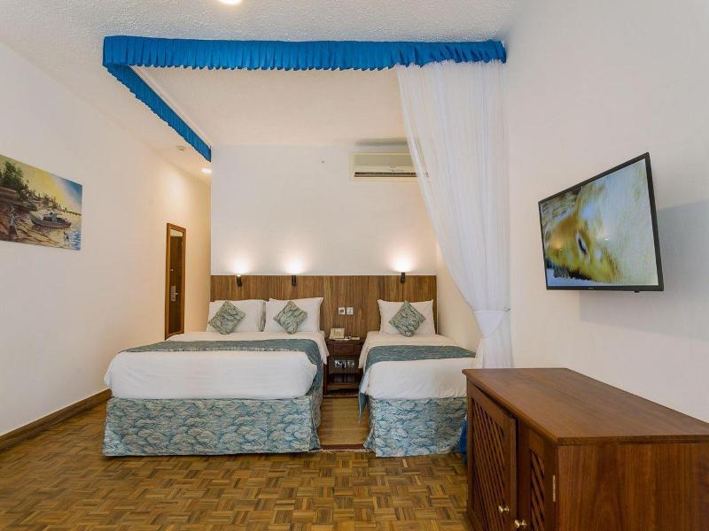Travellers Beach Hotel & Club image
