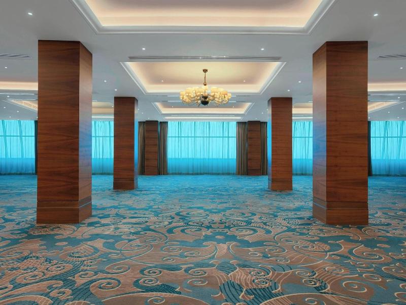 Sheraton Club des Pins image