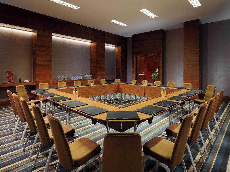 Sheraton Club des Pins image