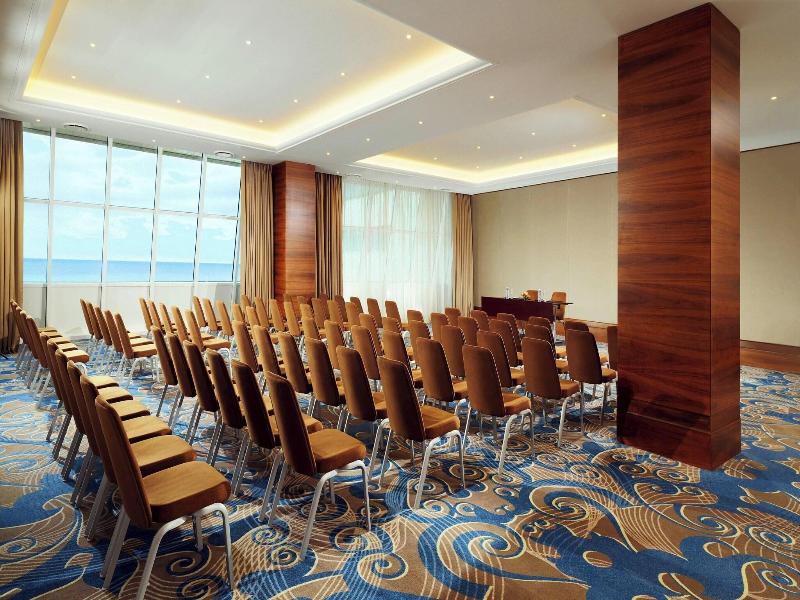 Sheraton Club des Pins image