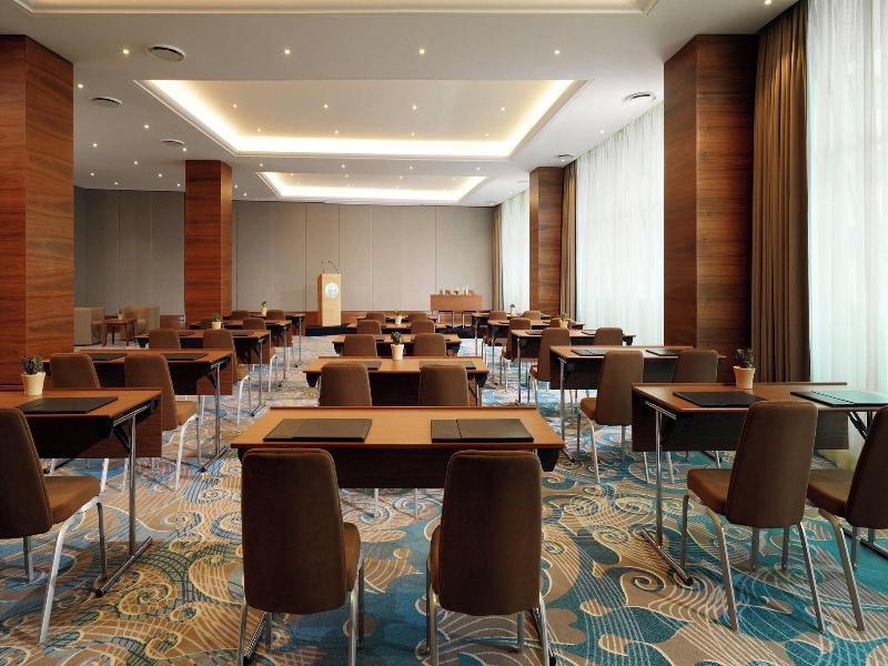 Sheraton Club des Pins image