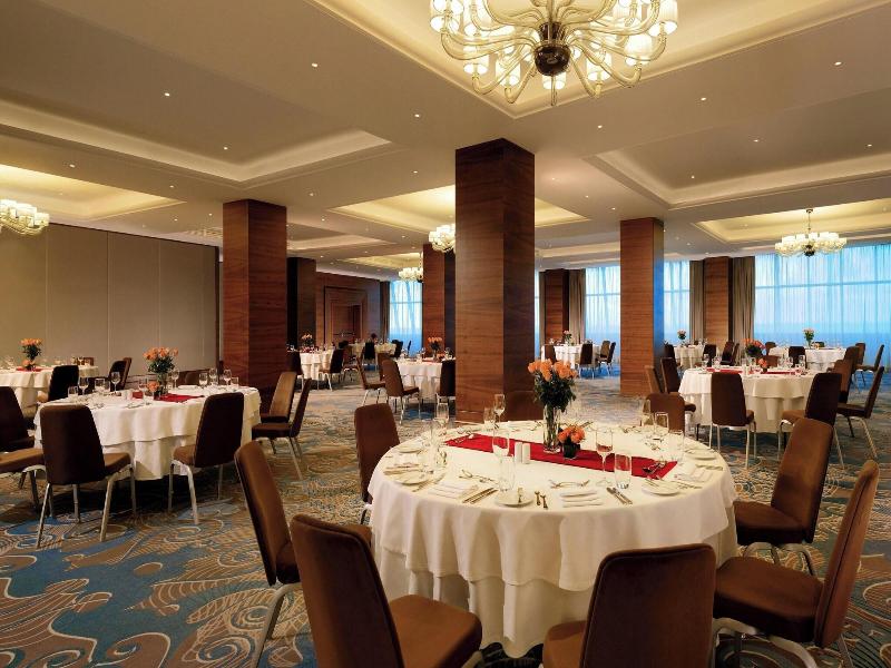 Sheraton Club des Pins image