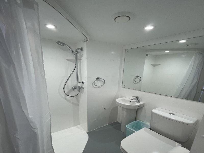Smart Camden Inn image