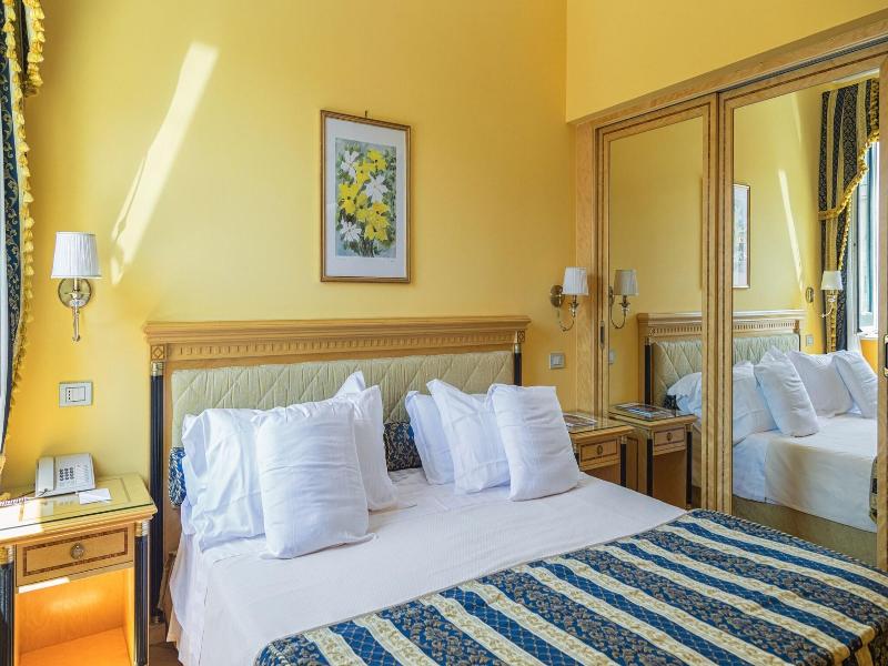 Imperial Hotel Tramontano image