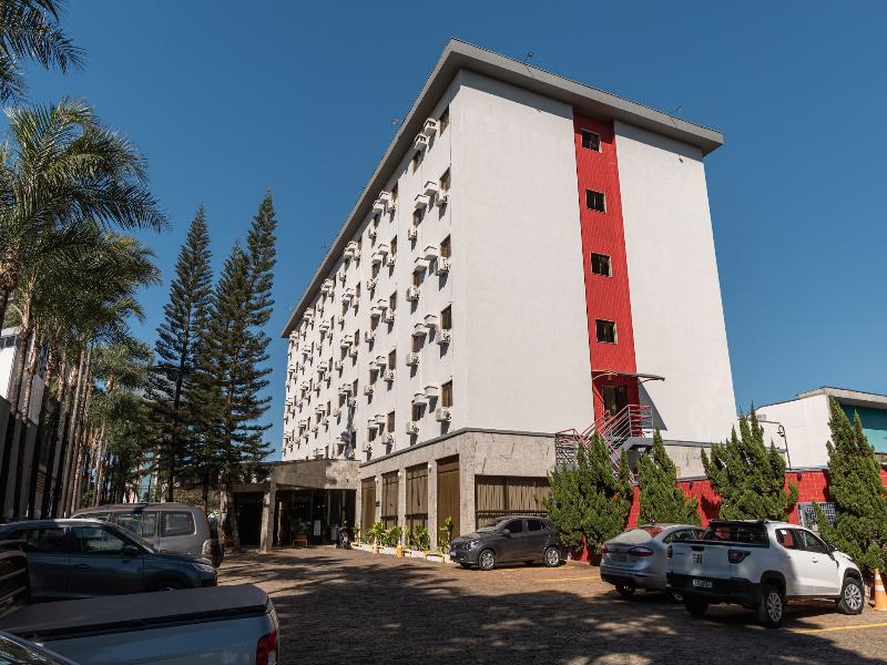 Hotel Golden Park Uberaba By Nacional Inn image