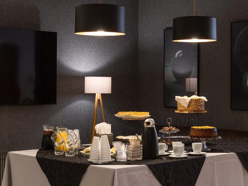 Hotel Golden Park Uberaba By Nacional Inn image