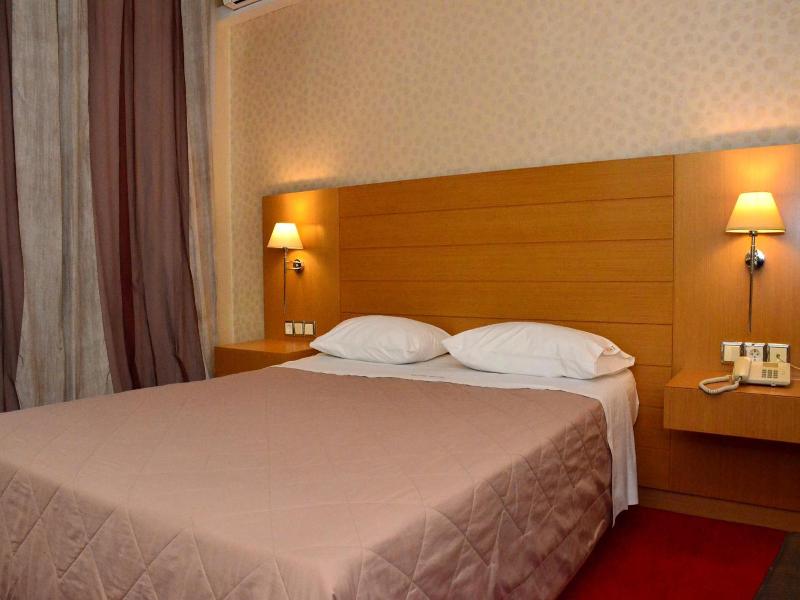 Deves hotel image