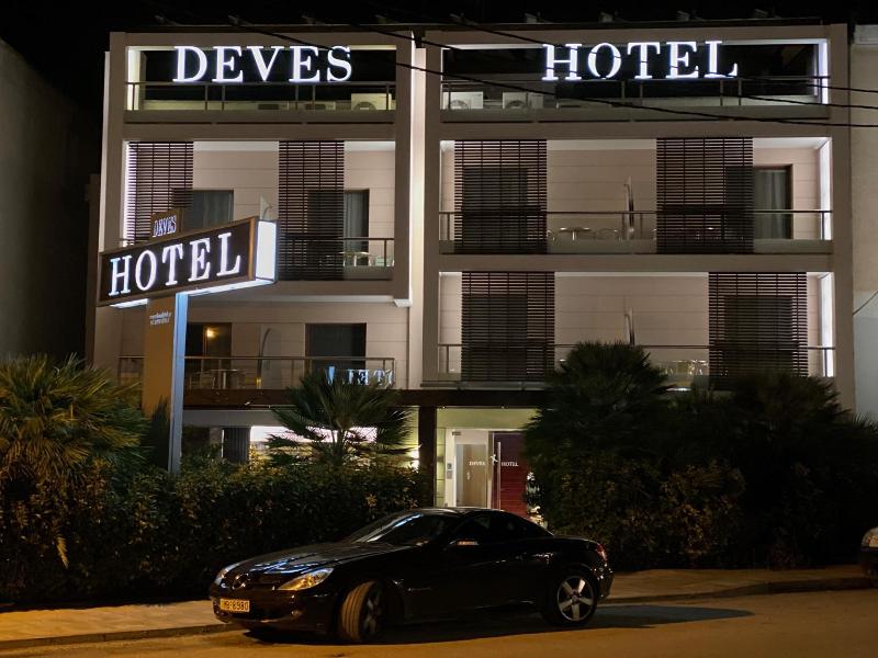 Deves hotel image