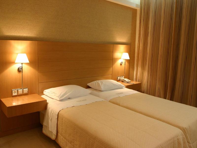 Deves hotel image