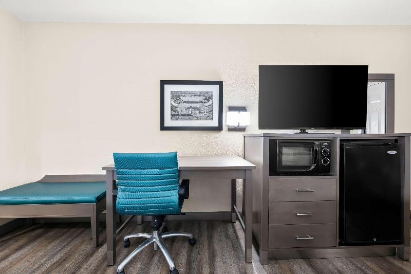 Best Western Catalina Inn image