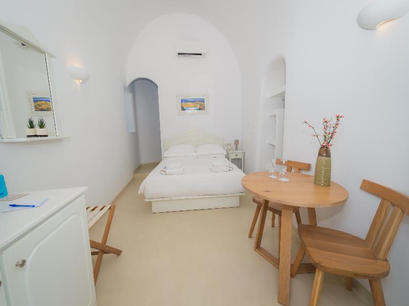 Pantelia Suites image
