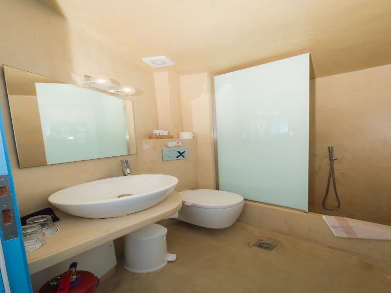 Pantelia Suites image