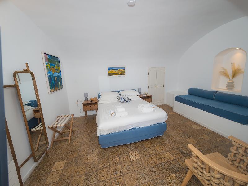 Pantelia Suites image