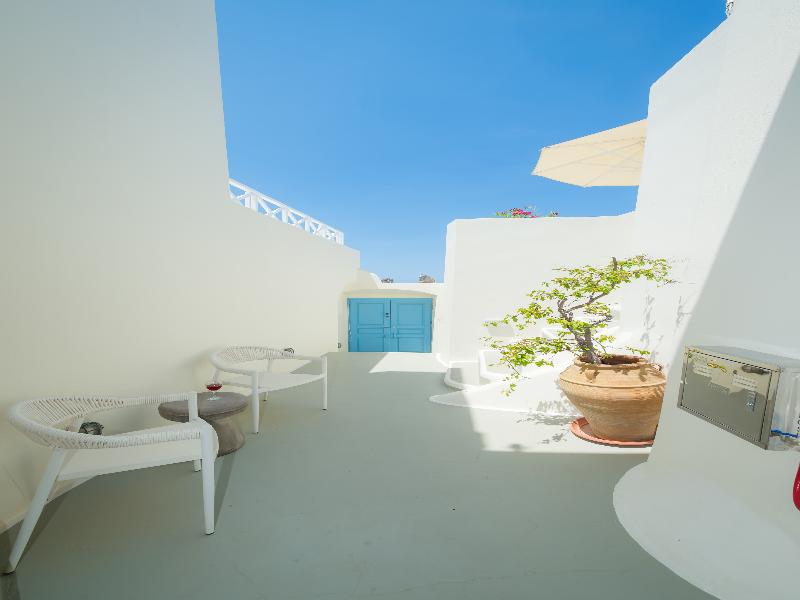 Pantelia Suites image
