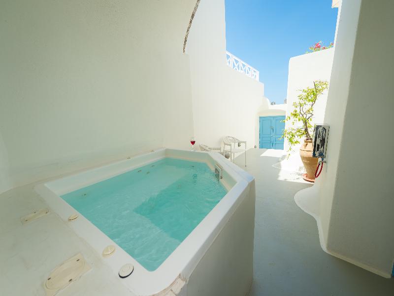 Pantelia Suites image