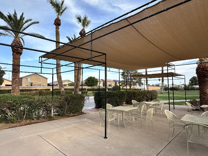 Days Hotel by Wyndham Peoria Glendale Area image