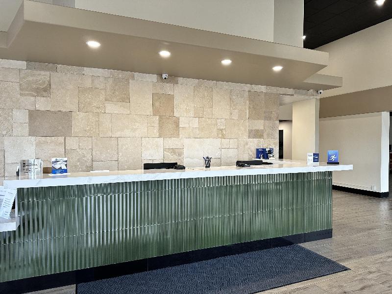 Days Hotel by Wyndham Peoria Glendale Area image