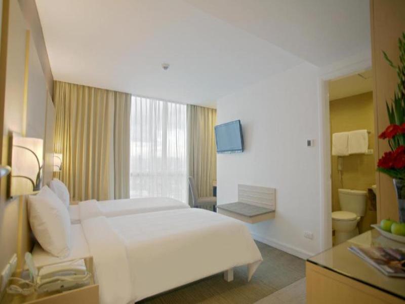 St. Giles Makati Hotel image