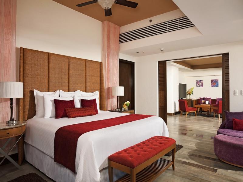 Secrets Vallarta Bay Resorts & Spa image