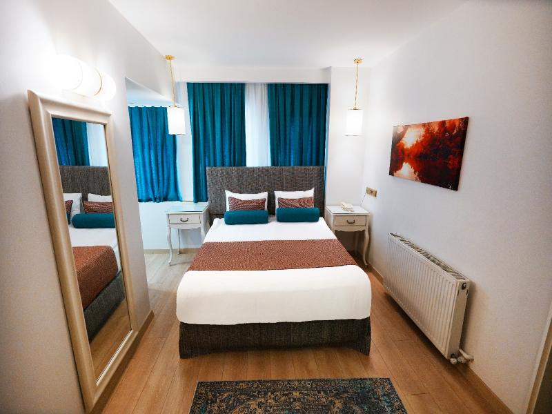 Taximtown Hotel image